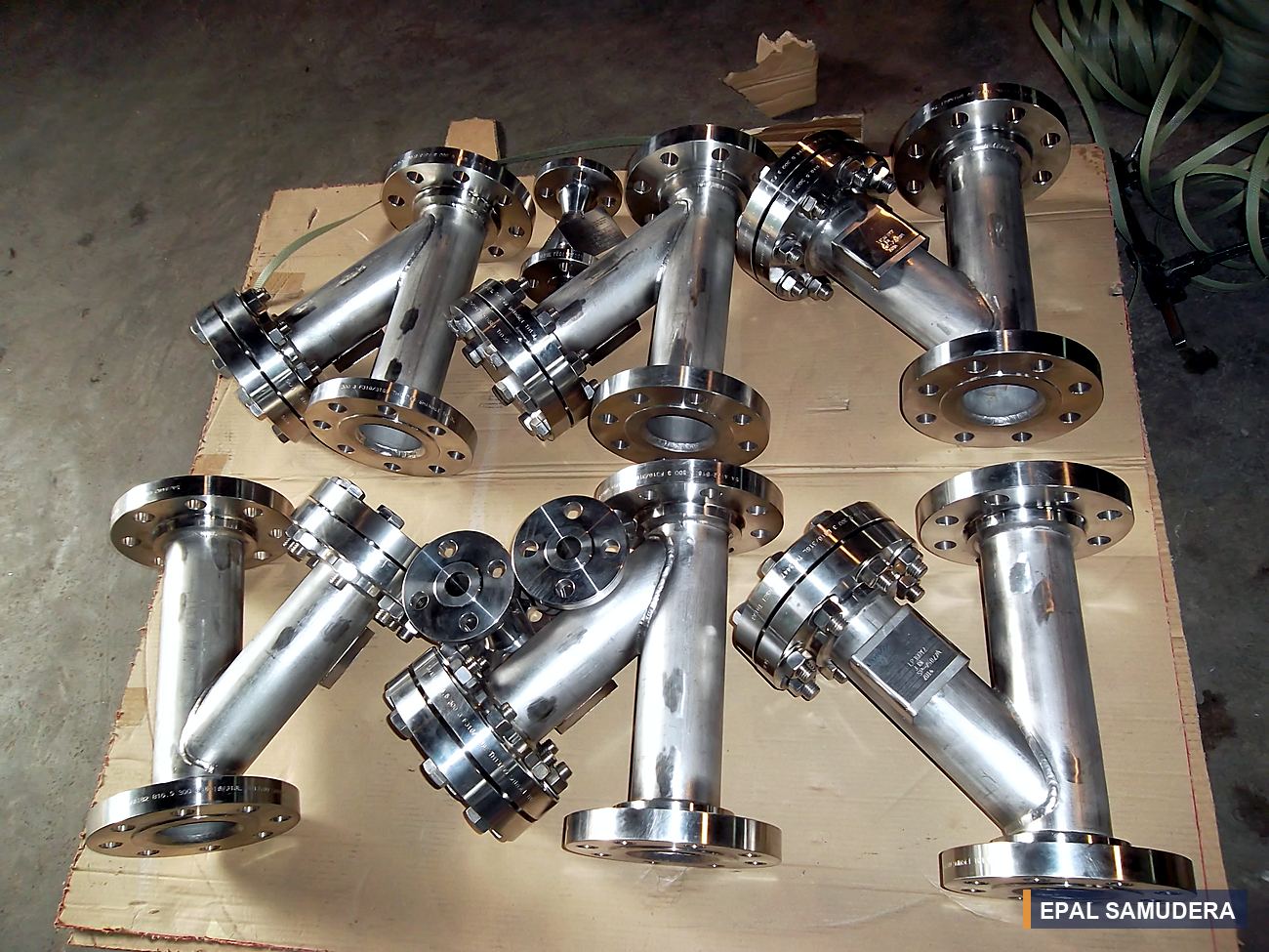 Stainless Y-strainers ready for packing